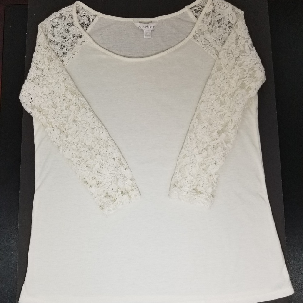 Charming Charlie Cream Lace Sleeve Top Sz Small